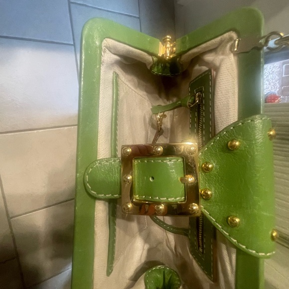 Michael Kors Green Crocodile Print Shoulder Handbag - Picture 9 of 16